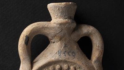 قنينة القديس مينا.. أيقونة الحج من قلب أبو مينا إلى متحف مكتبة الإسكندرية 