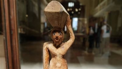 ترنيمة الأنوثة.. رحلة المرأة المصرية من السيادة إلى التحول