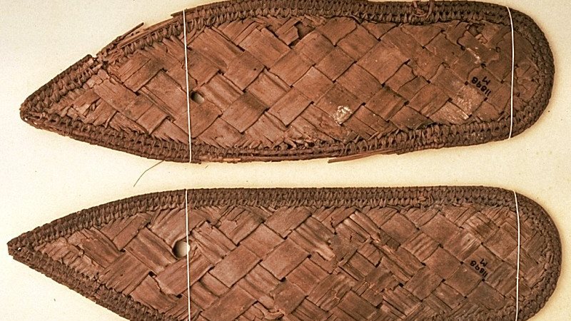 القطعة الأثرية 