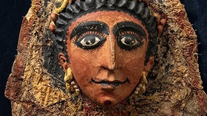 القطعة الأثرية 