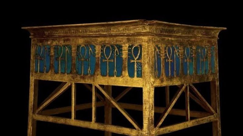 القطعة الأثرية 