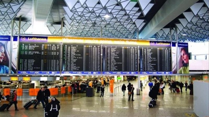 مطار فرانكفورت في