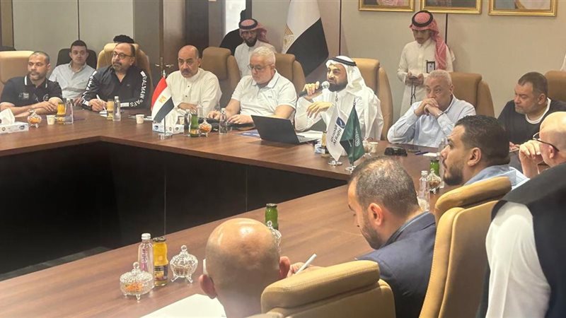 اجتماع وفد السياحة