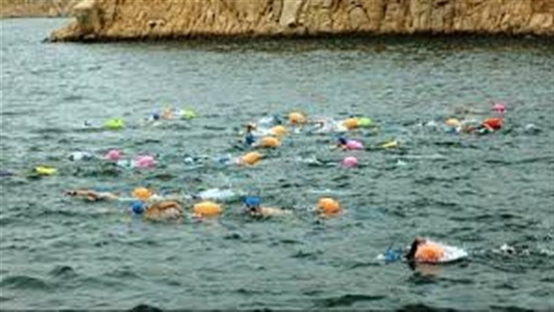 أكوامان للسباحة