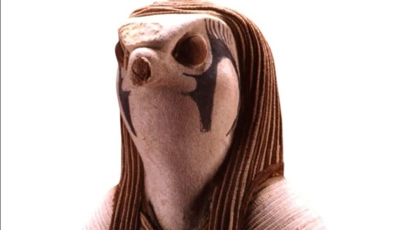 القطعة الأثرية 