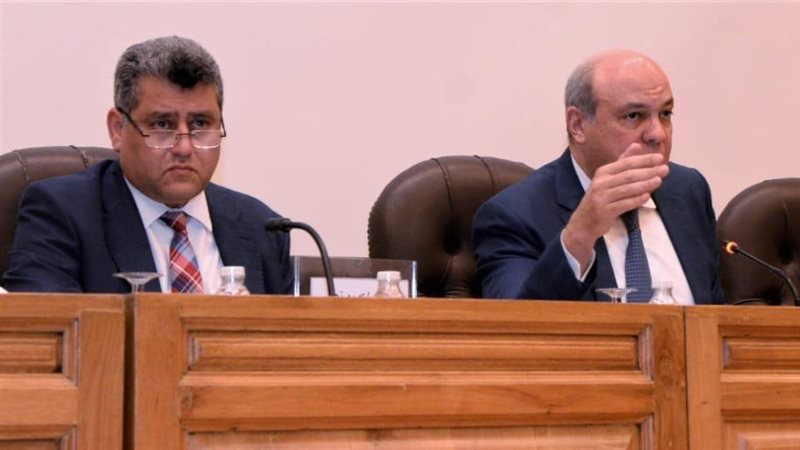 وزير الطيران 