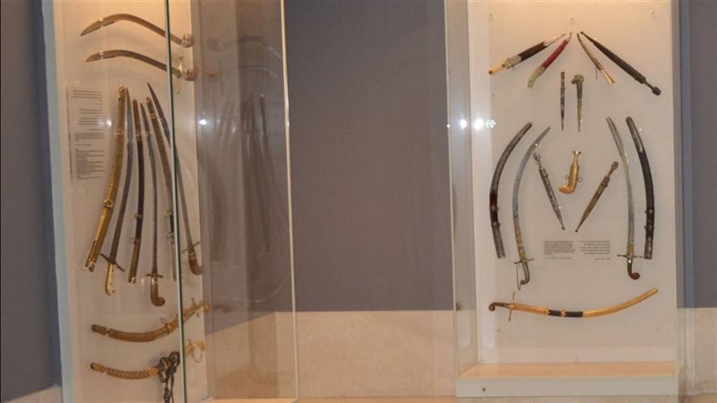 القطع الأثرية 