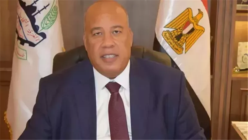 ايمن العشرى 