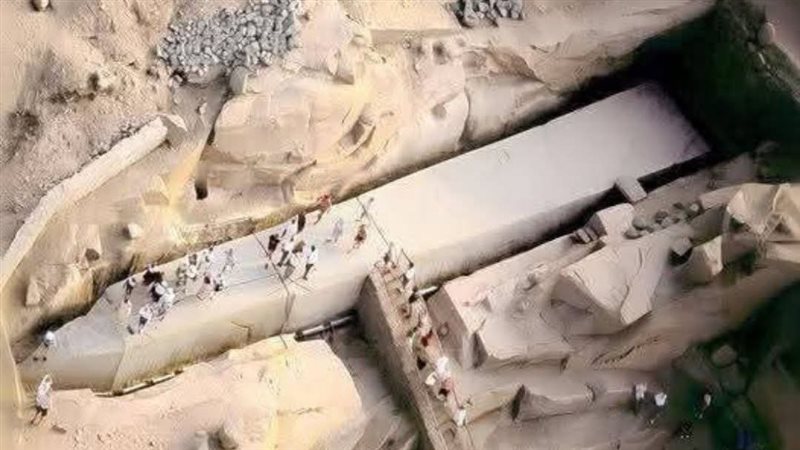 القطعة الأثرية 