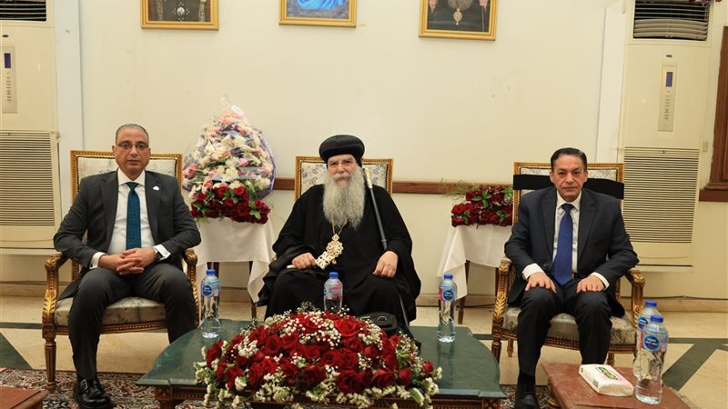 محافظ الجيزة يقدم