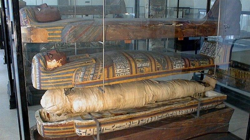 القطعة الأثرية 