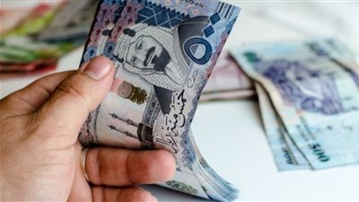 للحجاج، تعرف على سعر الريال السعودي قبل السفر إلى الأراضي المقدسة