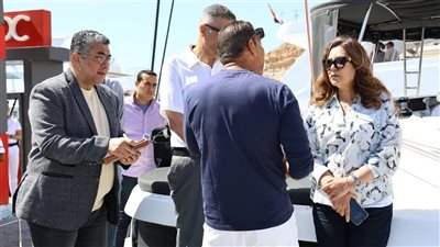 تنشيطا للسياحة.. أول مركب وغواصة صديقة للبيئة تعملان بالطاقة الشمسية والرياح