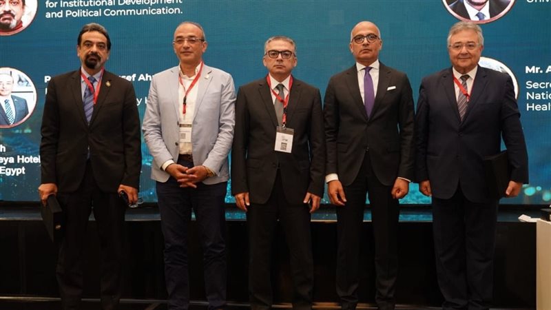 جامعة عين شمس 