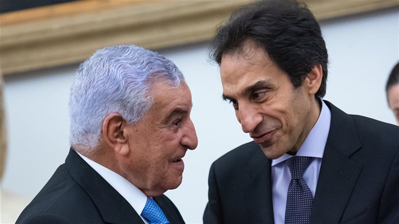 زاهي حواس والسفير بسام راضي 