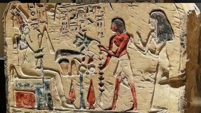 أسرار الجمال.. كيف علّم الفراعنة العالم صناعة العطور ومستحضرات التجميل ؟