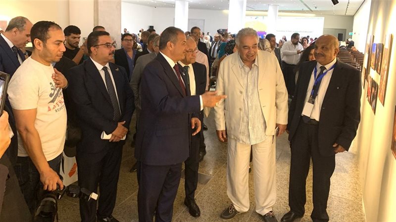 جانب من الافتتاح 