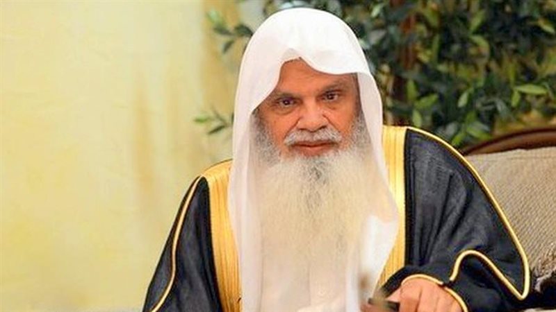 الشيخ الدكتور علي الحذيفي