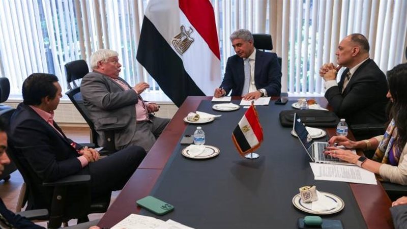 وزير السياحة شريف