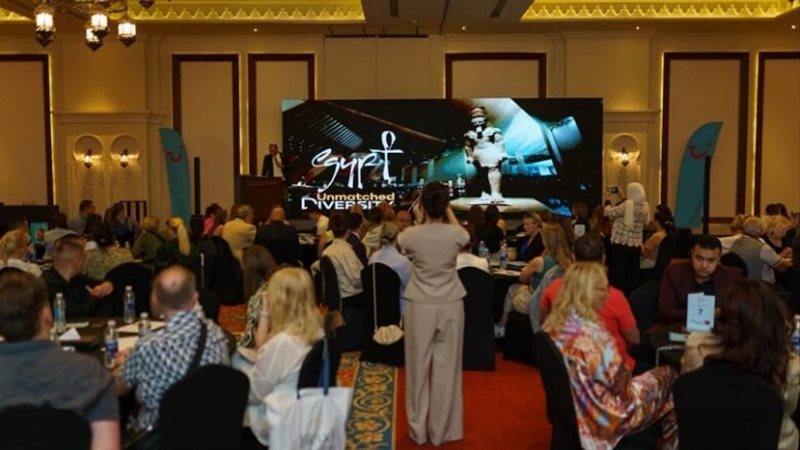 “TUI” تفتح الأجواء بين رومانيا والغردقة 