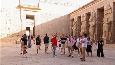 النقيب العام للسياحيين يكشف معدلات النمو السياحي المصري للعام الجاري2026