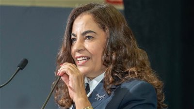 نيفين درويش ..أوائل السيدات القادة التي تحصل على تأهيل قائد إيرباص A350