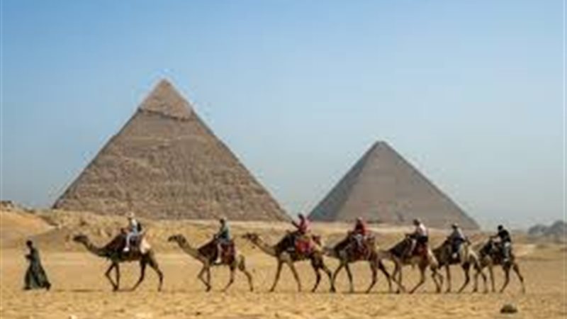 الأهرامات 