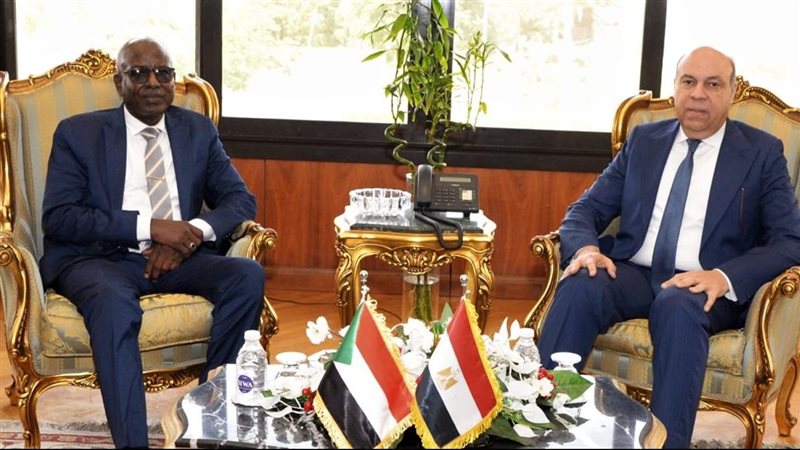 وزير الطيران 