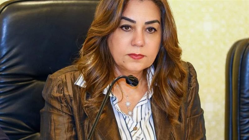 وزيرة التنمية والبيئة 