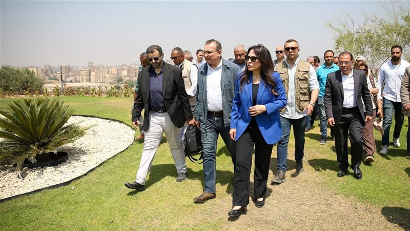 وزيرة الإسكان