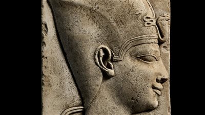 بقيمة تصل لـ80 ألف إسترليني، تفاصيل عرض قطعة أثرية لنختنبو الثاني للبيع