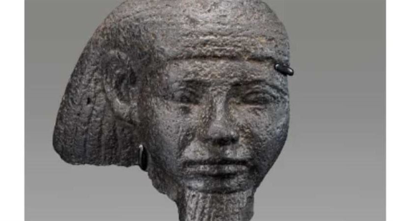 التمثال