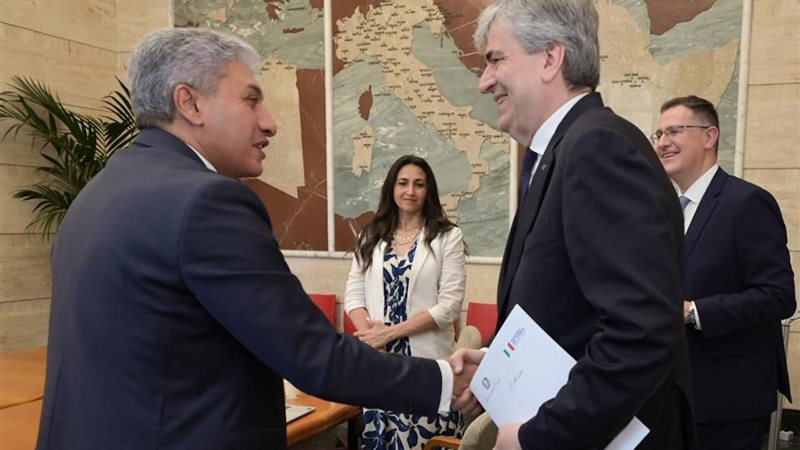 وزيرا السياحة والآثار مع نظيره الإيطالي 