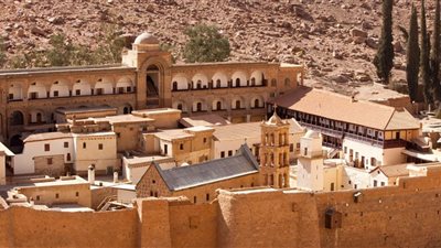 حارس التاريخ في حضن سيناء، دير سانت كاترين ملتقى الأديان وأقدم أديرة العالم