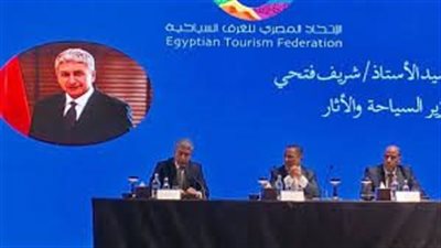 وزير السياحة: ارتفاع متوسط إنفاق السائح في مصر بنسبة تصل إلى 40%