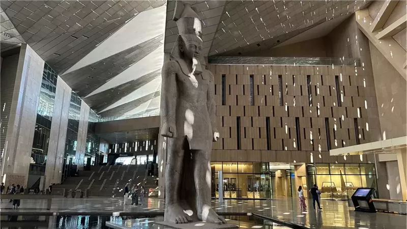 المتحف المصري الكبير