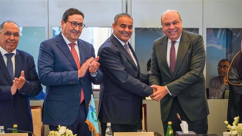 وزير الطيران المدني