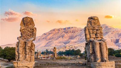 أشهر تمثالين في الأقصر.. حكاية الصوت الذي أدهش الأباطرة وأربك العلماء
