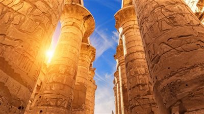 ليس الهرم ولا أبوالهول.. مكان يضم أكبر متحف مفتوح في العالم