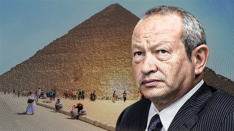 ساويرس مع الاهرامات