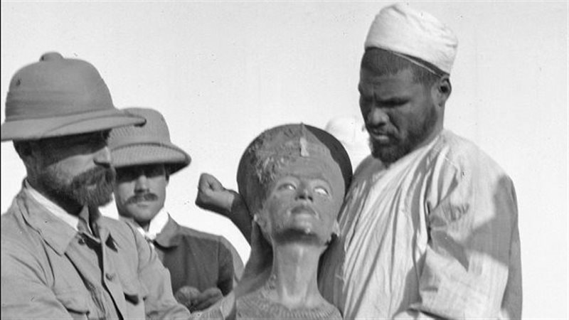 اكتشاف رأس نفرتيتي