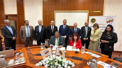 بروتوكول تعاون بين نادي قضاة السويس والمستثمرات العرب لخدمة البيئة الاستثمارية