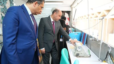 يضم 1198وظيفة.. وزير العمل ومحافظ البحر الأحمر يفتتحان ملتقى التوظيف بالغردقة