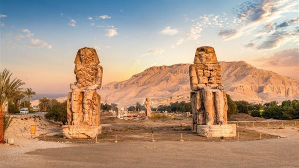 تماثيل الملوك خارج المتاحف.. كنوز مصر التي لا تزال تحرس مواق 