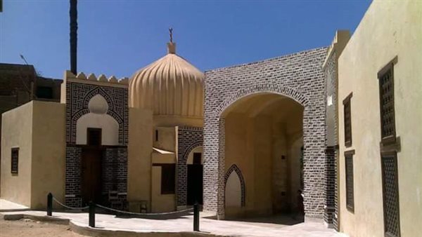 البوابة  