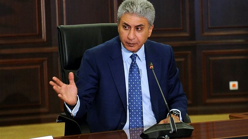 وزير السياحة والاثار