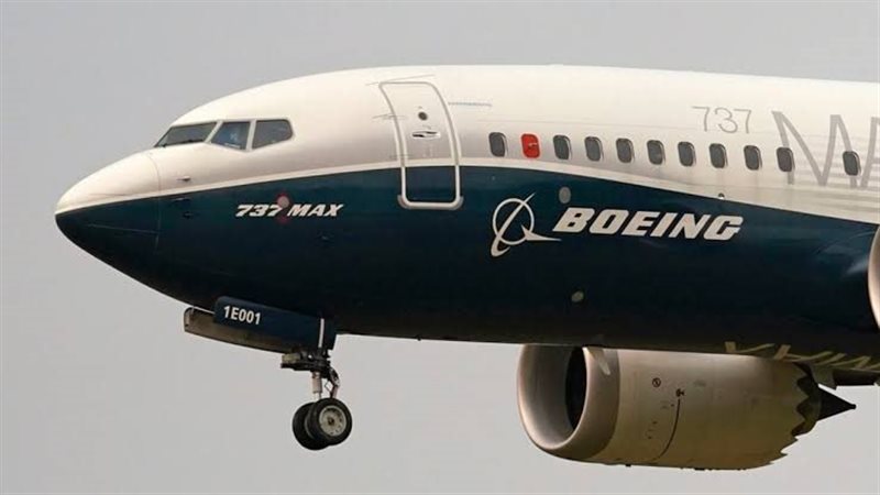 طائرة بوينغ 737