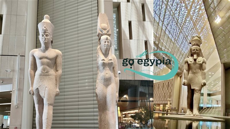 تماثيل ضخمة 
