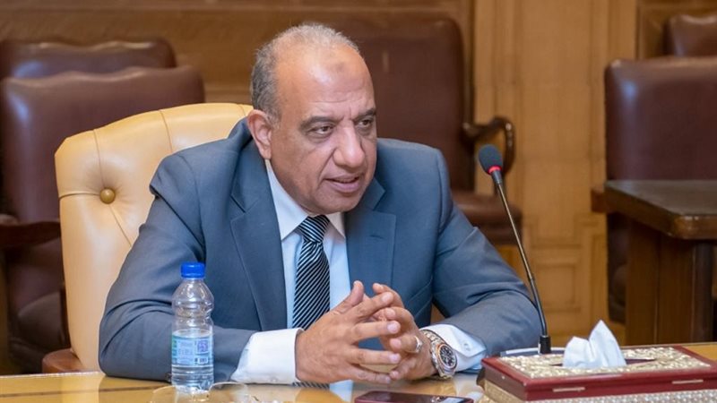 وزير الكهرباء