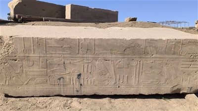 15 طنًا من التاريخ مقلوبة على الأرض.. ماذا يحدث لكتل الكرنك؟